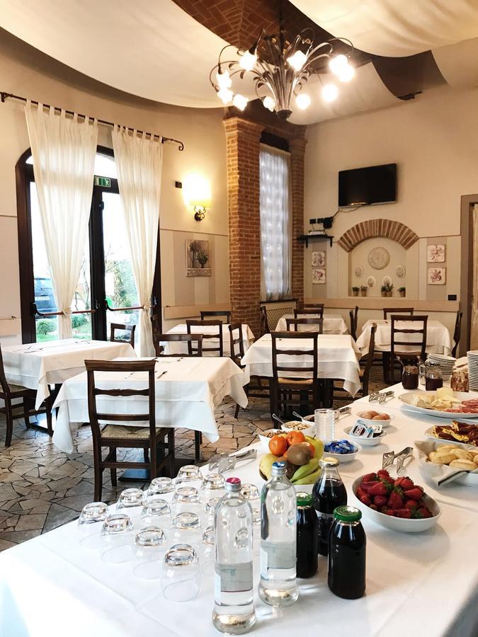 Hotel Del Rio Srl - Ristorante E Azienda Agricola 3*